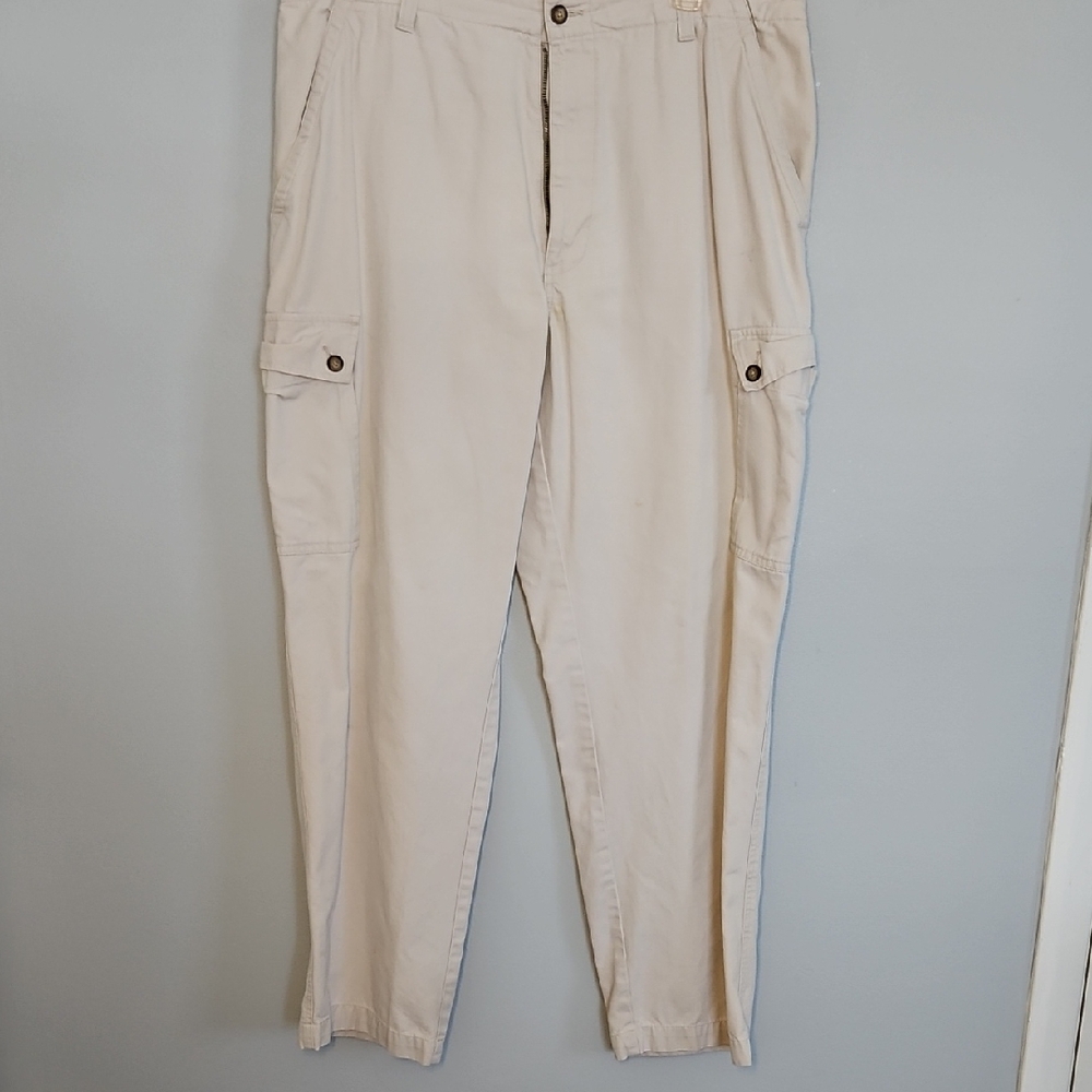 Men's Light Khaki Cargo Pants with Button-Flap Pockets